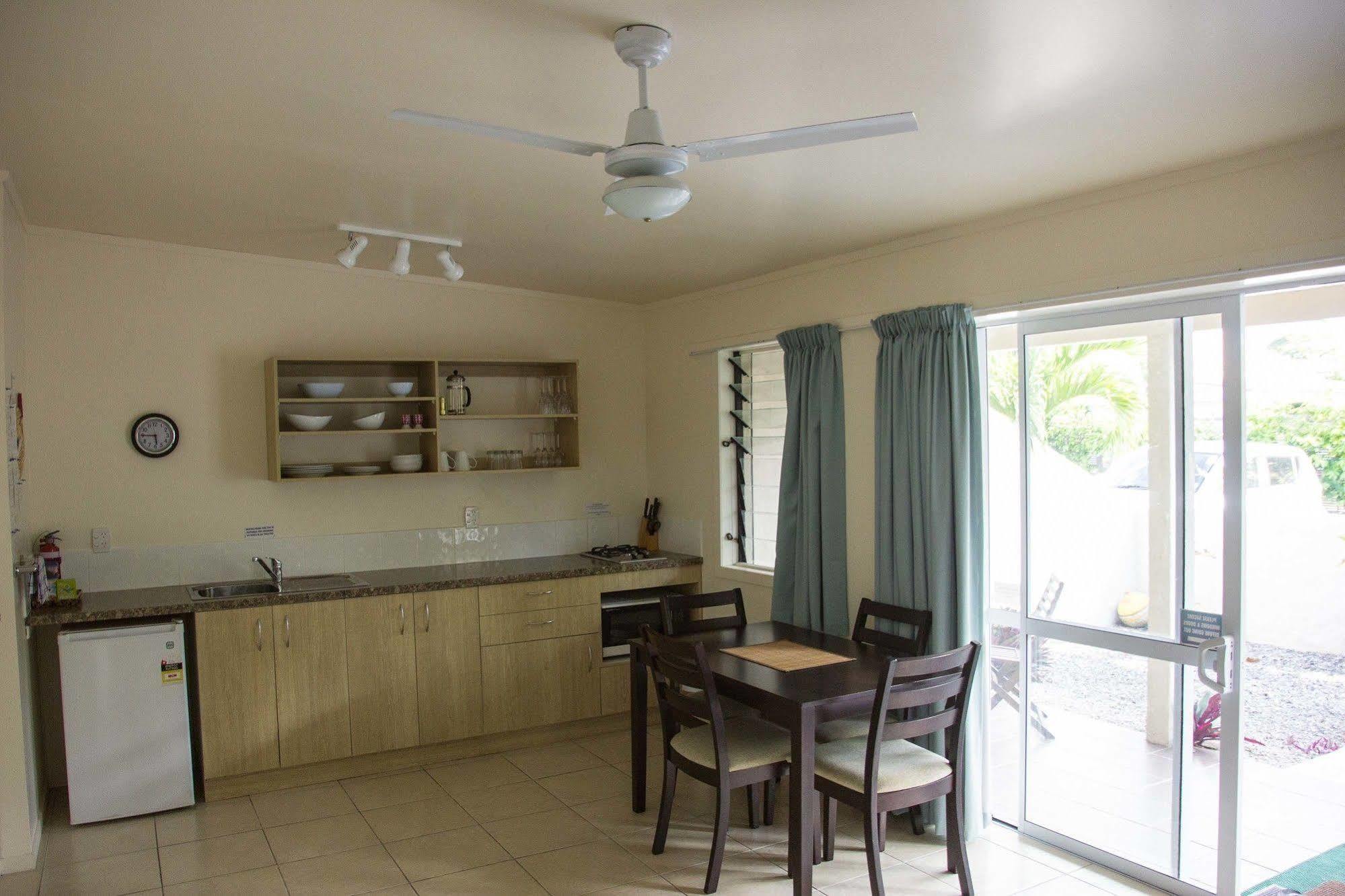 Coral Sands Apartments Rarotonga Exterior foto